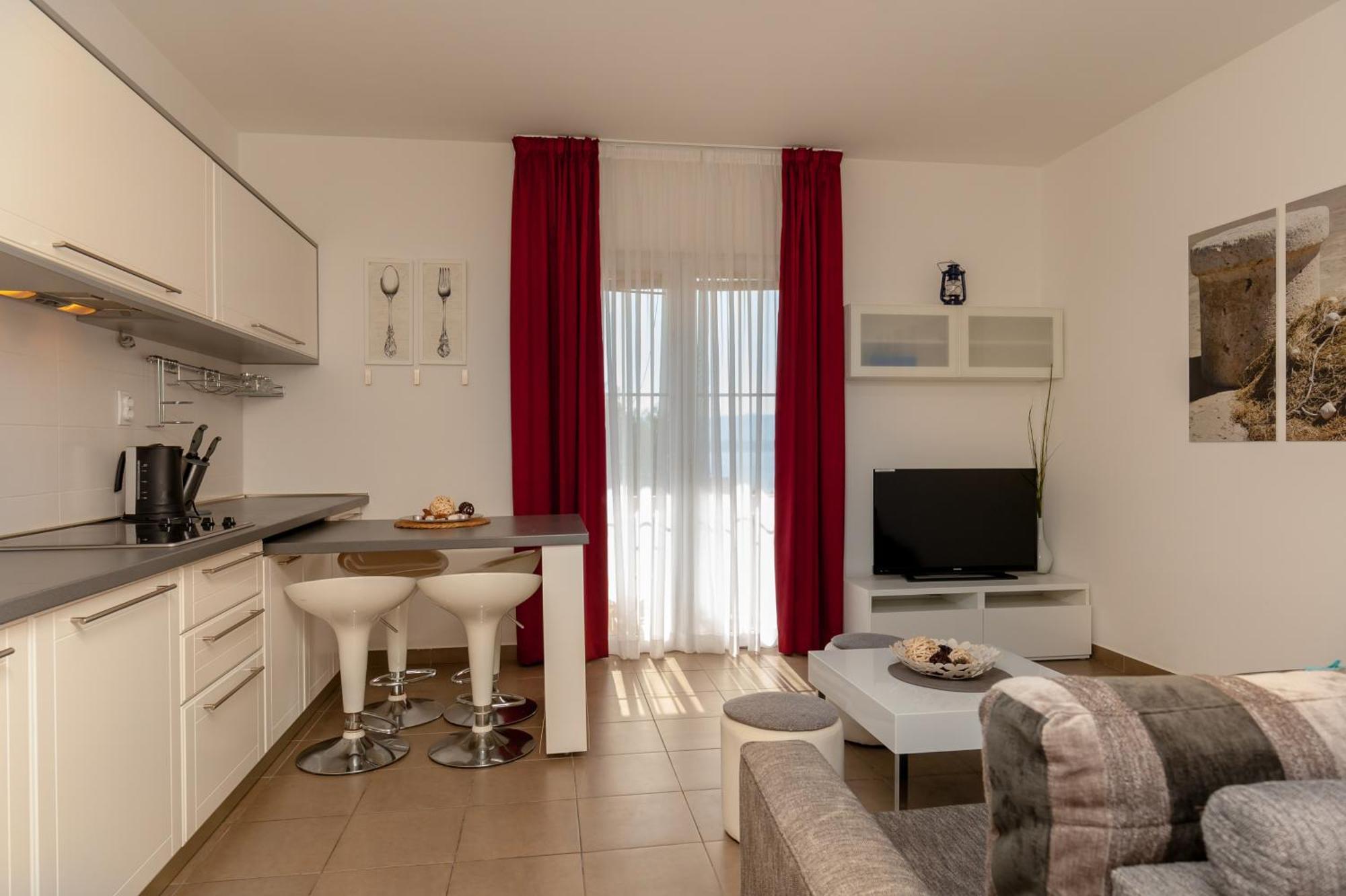 Villa Livia Apartments Bol Esterno foto